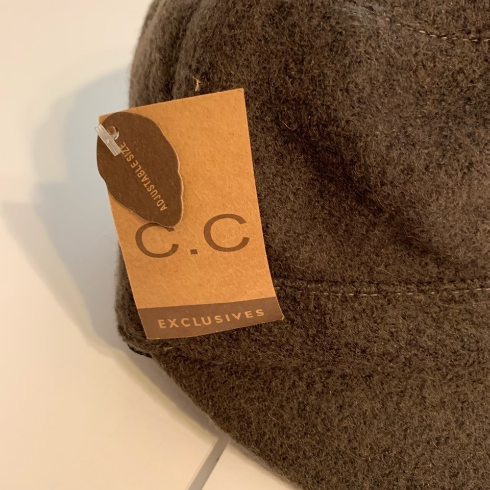 C.C. Exclusives Adjustable Hat w/ Flower Detail - Picture 5 of 7
